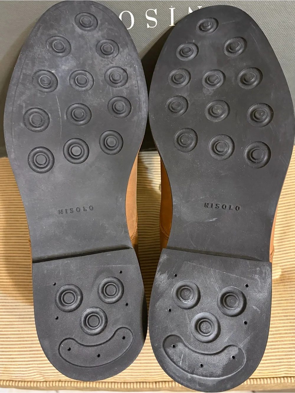 Nisolo distressed heel